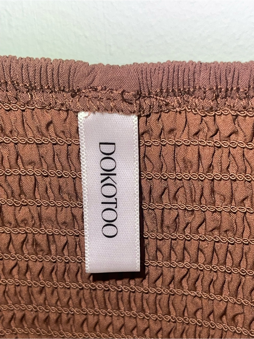 Dokotoo chocolate brown tiered sleeveless maxi dress w/button down front. Size M - Picture 9 of 11
